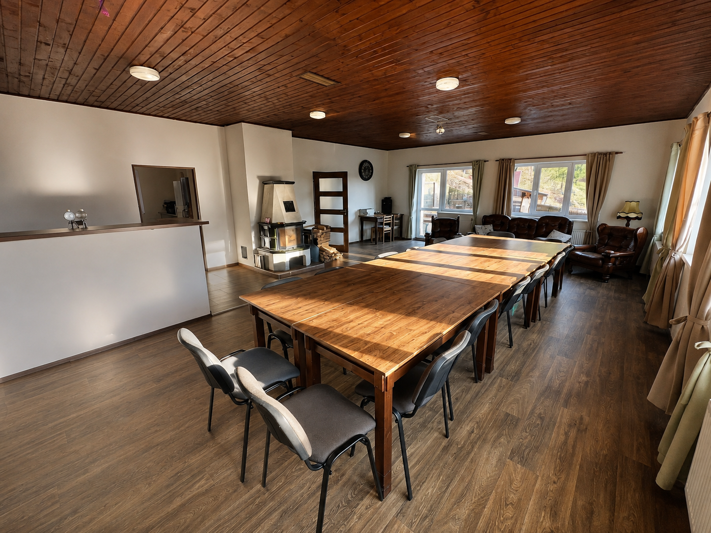 Dining room at the Janov nad Nisou retreat cottage